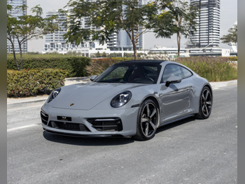 بورش  911  كاريرا  2024  اوتوماتيك  46,000 كم  6 سلندر  دفع خلفي  كوبيه \ سبورت  رمادي ناردو  تحت الضمان