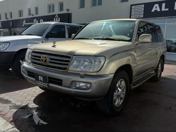 تويوتا  لاند كروزر  في اكس ار  2007  اوتوماتيك  562,000 كم  8 سلندر  دفع رباعي  اس يو في  ذهبي