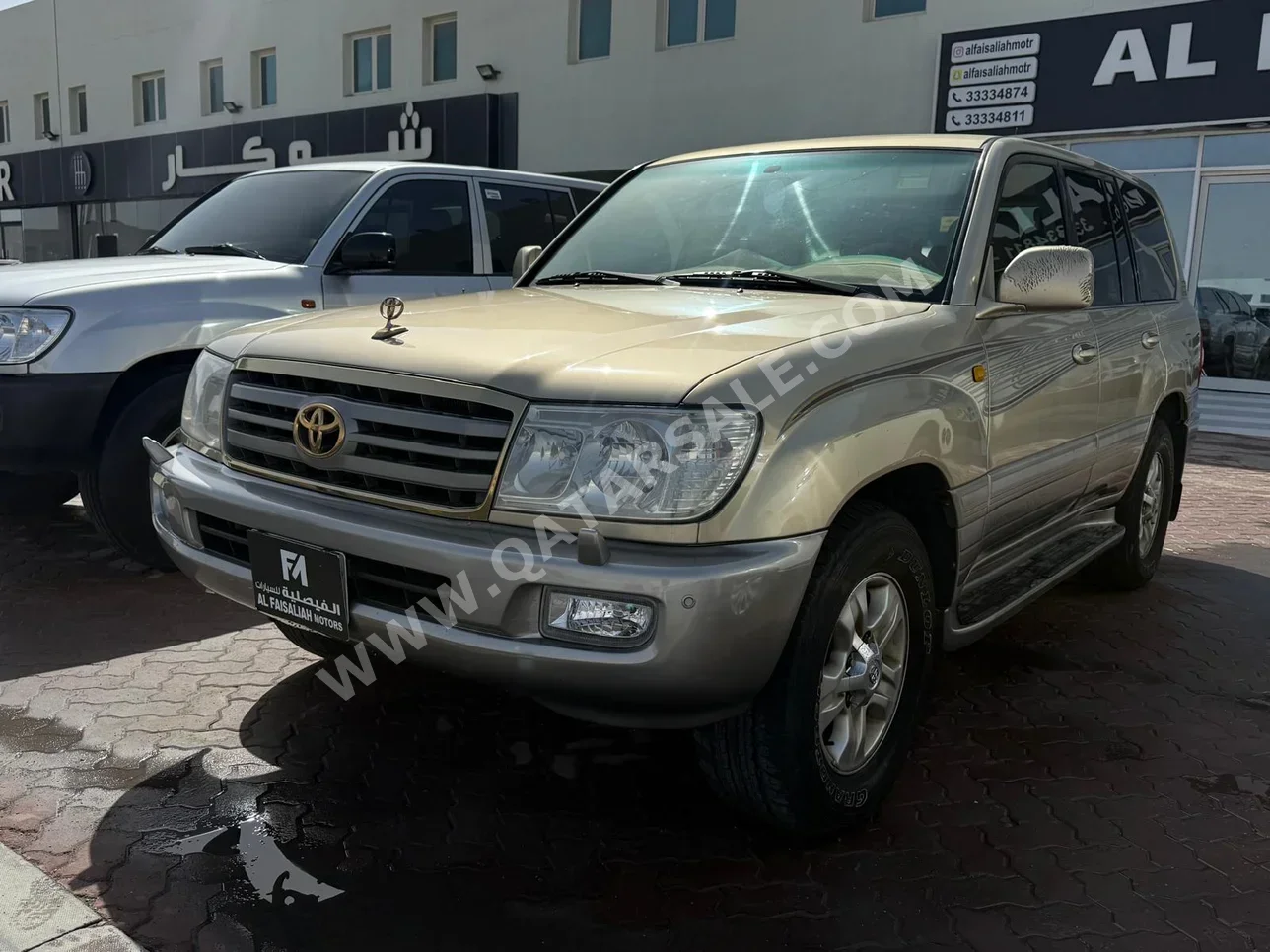 تويوتا لاند كروزر في اكس ار 2007 اوتوماتيك 562,000 كم 8 سلندر دفع رباعي اس يو في ذهبي