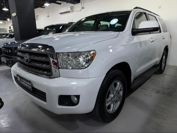 تويوتا  سكويا  اس ار 5  2013  اوتوماتيك  53,000 كم  8 سلندر  دفع رباعي  اس يو في  أبيض