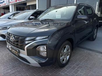 هيونداي  كريتا  2023  اوتوماتيك  65,000 كم  4 سلندر  سحب امامي  اس يو في  رمادي