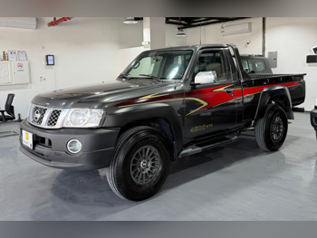 Nissan  Pickup  2016  Manual  149,000 Km  4 Cylinder  Rear Wheel Drive (RWD)  Pick Up  Black