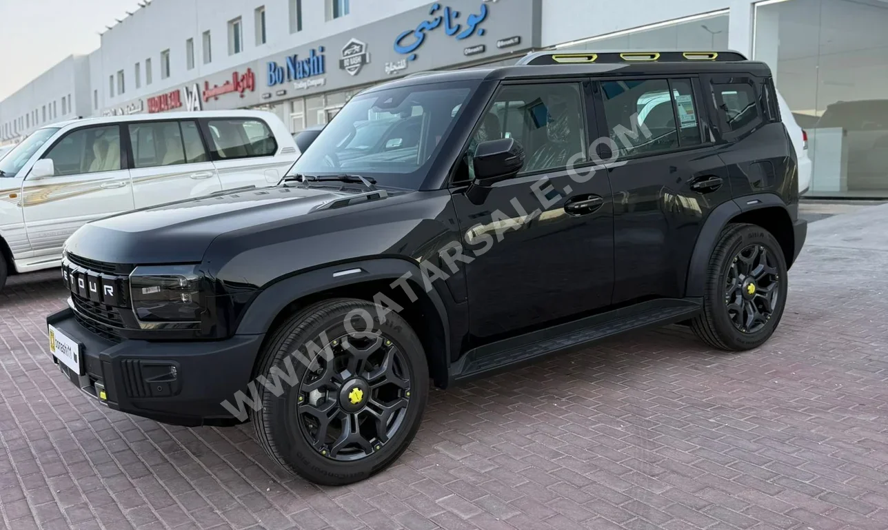 Jetour  T2  Luxury  2026  Automatic  0 Km  4 Cylinder  Four Wheel Drive (4WD)  SUV  Black  With Warranty