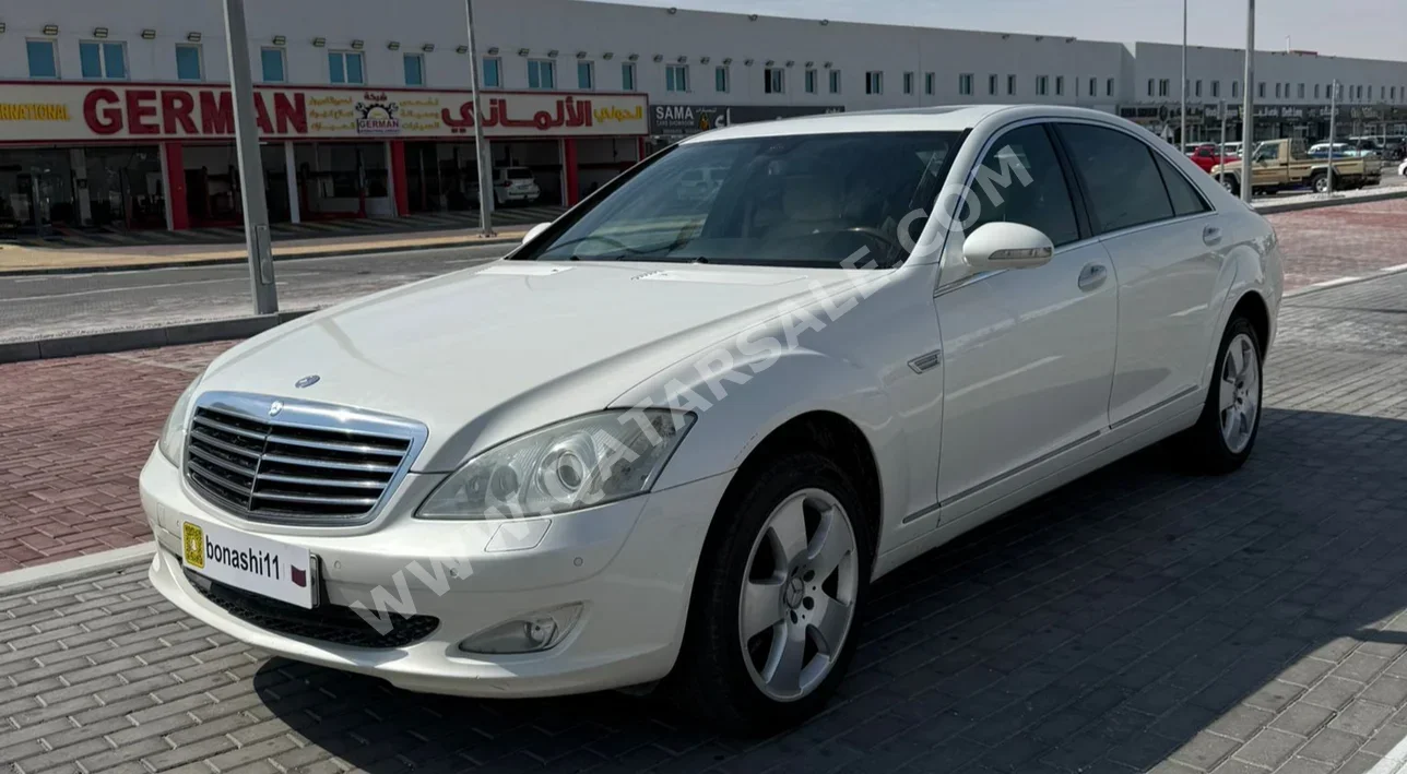 Mercedes-Benz S-Class 350 2007 Automatic 140,000 Km 6 Cylinder Rear Wheel Drive (RWD) Sedan White