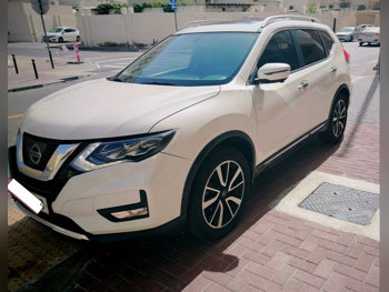 نيسان  إكس - ترايل  اس ال  2020  اوتوماتيك  129,000 كم  4 سلندر  دفع رباعي  اس يو في  أبيض