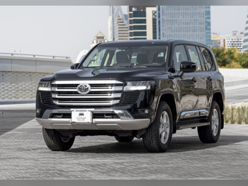 تويوتا لاند كروزر جي اكس ار 6 سلندر إس يو في 4 في 4 أسود 2026