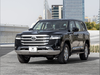 تويوتا لاند كروزر جي اكس ار 6 سلندر إس يو في 4 في 4 أسود 2026