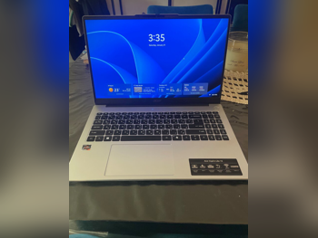 أجهزة الكمبيوتر المحمولة ايسر - أسباير 7 2025 - رمادي - ويندوز 11 - أبل - ام 3 -الذاكرة (رام): 32 جيجابابت