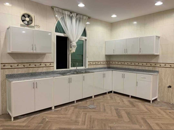 أدراج وخزائن المطبخ - أبيض  - قطر