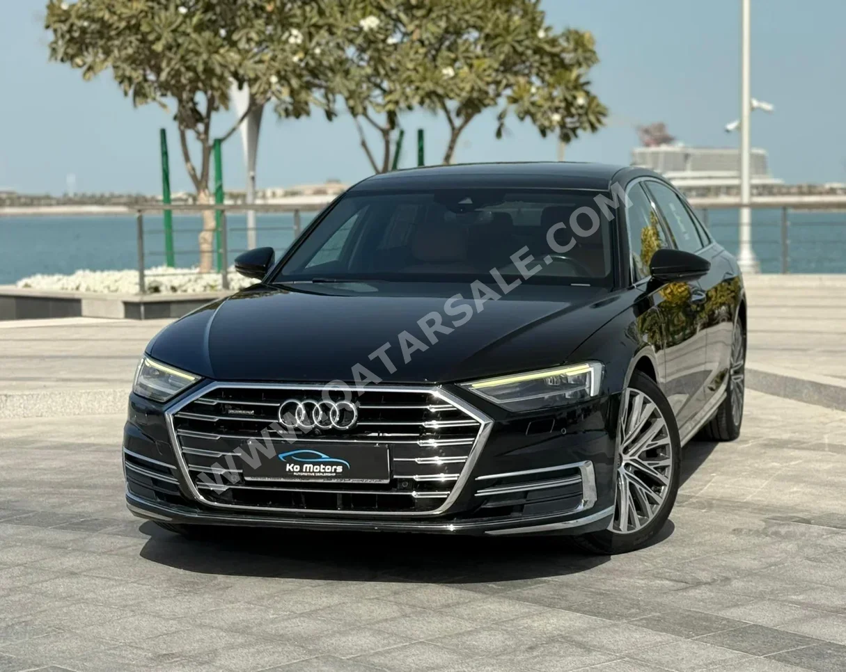 اودي أي 8 أل 2021 اوتوماتيك 100,000 كم 8 سلندر دفع كلي مستمر سيدان أسود