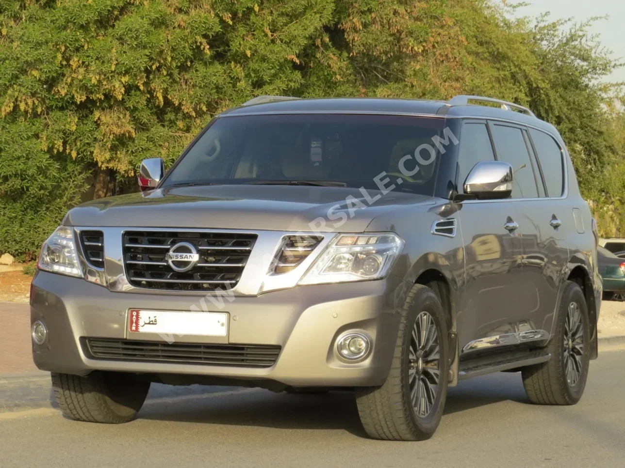 Nissan  Patrol  2011  Automatic  192,000 Km  8 Cylinder  Four Wheel Drive (4WD)  SUV  Gray