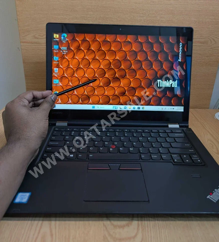 Laptops Lenovo  - YOGA  2025  - Black  - Windows 11  - Intel  - Core i7  -Memory (Ram): 8 GB