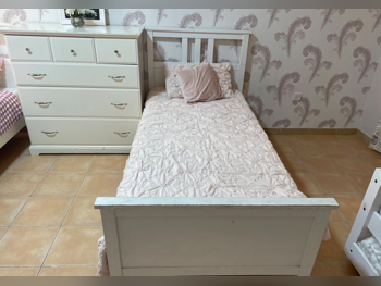 الأسّرة - ايكيا - فردي - أبيض - متضمنة المرتبة