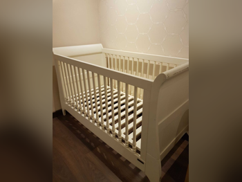 أسّرة الأطفال - سرير طفل رضيع - أبيض