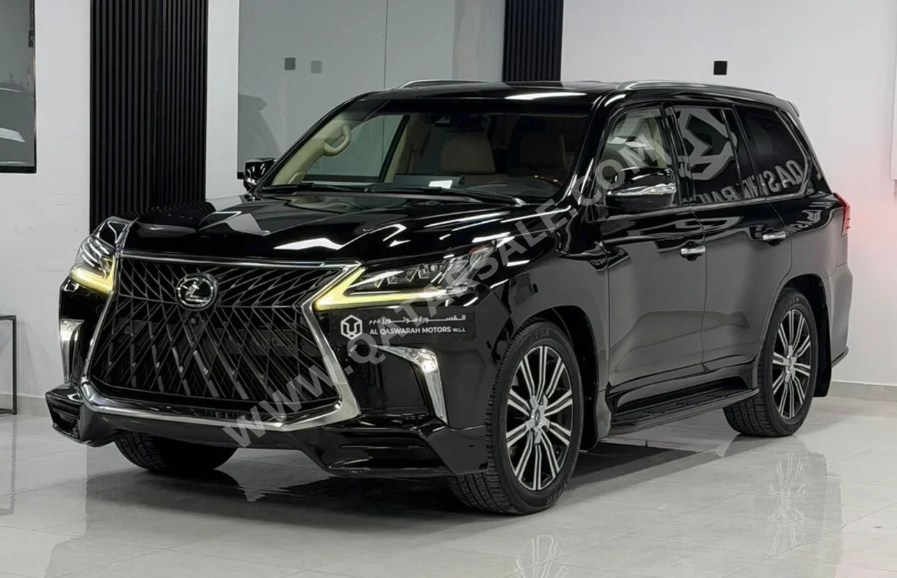 لكزس ال اكس 570 اس 2018 اوتوماتيك 248,000 كم 8 سلندر دفع رباعي اس يو في أسود