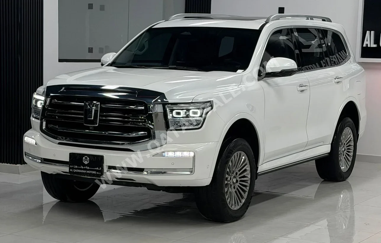 جي دبليو ام تانك 500 2026 اوتوماتيك 4,000 كم 6 سلندر دفع رباعي اس يو في أبيض تحت الضمان