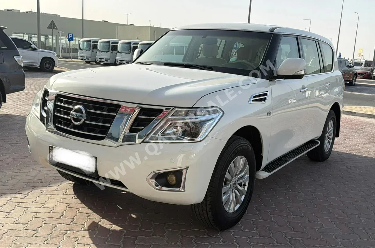 Nissan  Patrol  SE  2016  Automatic  229,000 Km  8 Cylinder  Four Wheel Drive (4WD)  SUV  White
