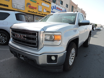جي ام سي  سييرا  2014  اوتوماتيك  350,000 كم  8 سلندر  دفع رباعي  بيكب  فضي