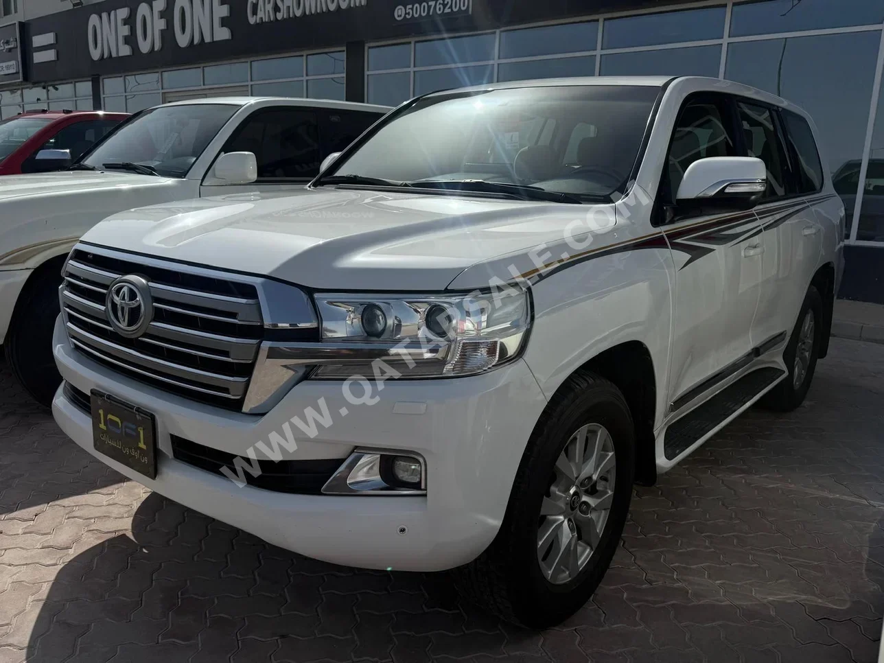 تويوتا لاند كروزر جي اكس ار 2018 اوتوماتيك 145,000 كم 6 سلندر دفع رباعي اس يو في أبيض
