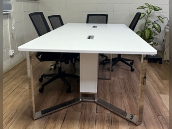 المكاتب ومكاتب الحاسوب - طاولة الاجتماعات - أبيض