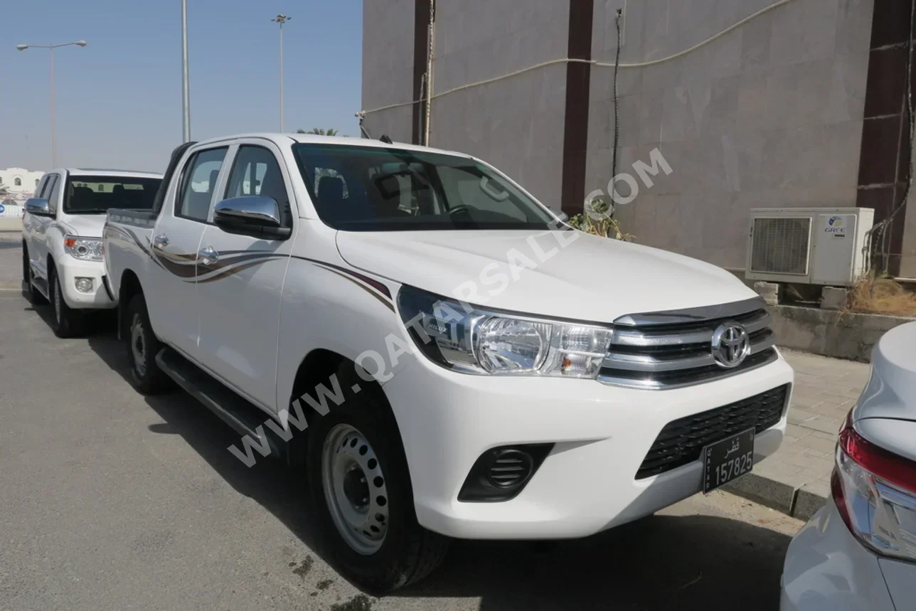 تويوتا  هاي لوكس  2019  اوتوماتيك  352,000 كم  4 سلندر  دفع رباعي  بيكب  أبيض
