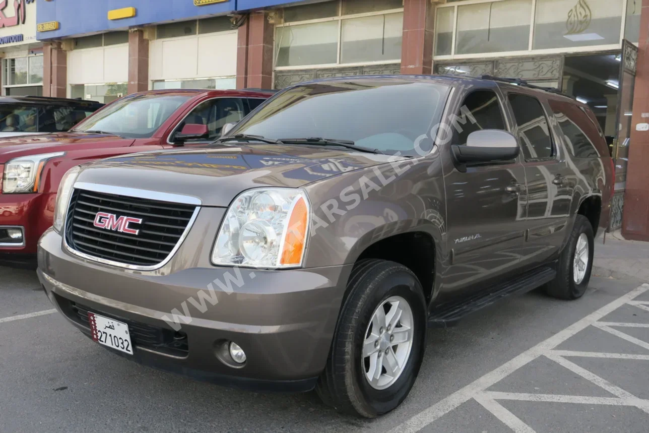جي ام سي  يوكون  اكس إل  2011  اوتوماتيك  111,000 كم  8 سلندر  دفع رباعي  اس يو في  رمادي