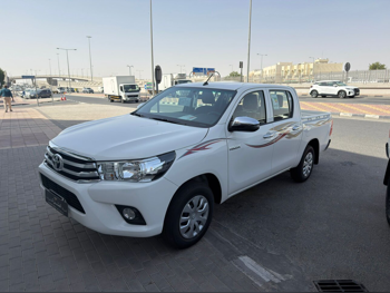 Toyota  Hilux  2026  Automatic  0 Km  4 Cylinder  Rear Wheel Drive (RWD)  Pick Up  White  With Warranty