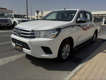 تويوتا  هاي لوكس  اس ار 5  2020  اوتوماتيك  169,000 كم  4 سلندر  دفع رباعي  بيكب  أبيض