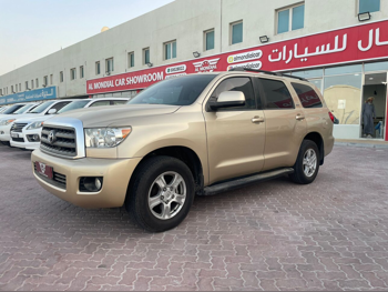 تويوتا  سكويا  اس ار 5  2016  اوتوماتيك  170,000 كم  8 سلندر  دفع رباعي  اس يو في  ذهبي