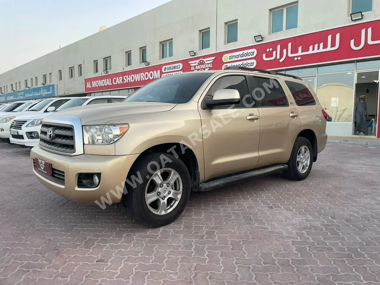 تويوتا  سكويا  اس ار 5  2016  اوتوماتيك  170,000 كم  8 سلندر  دفع رباعي  اس يو في  ذهبي