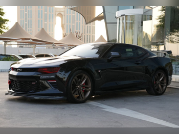 شفروليه  كمارو  اس اس  2017  اوتوماتيك  80,000 كم  8 سلندر  دفع خلفي  كوبيه \ سبورت  أسود