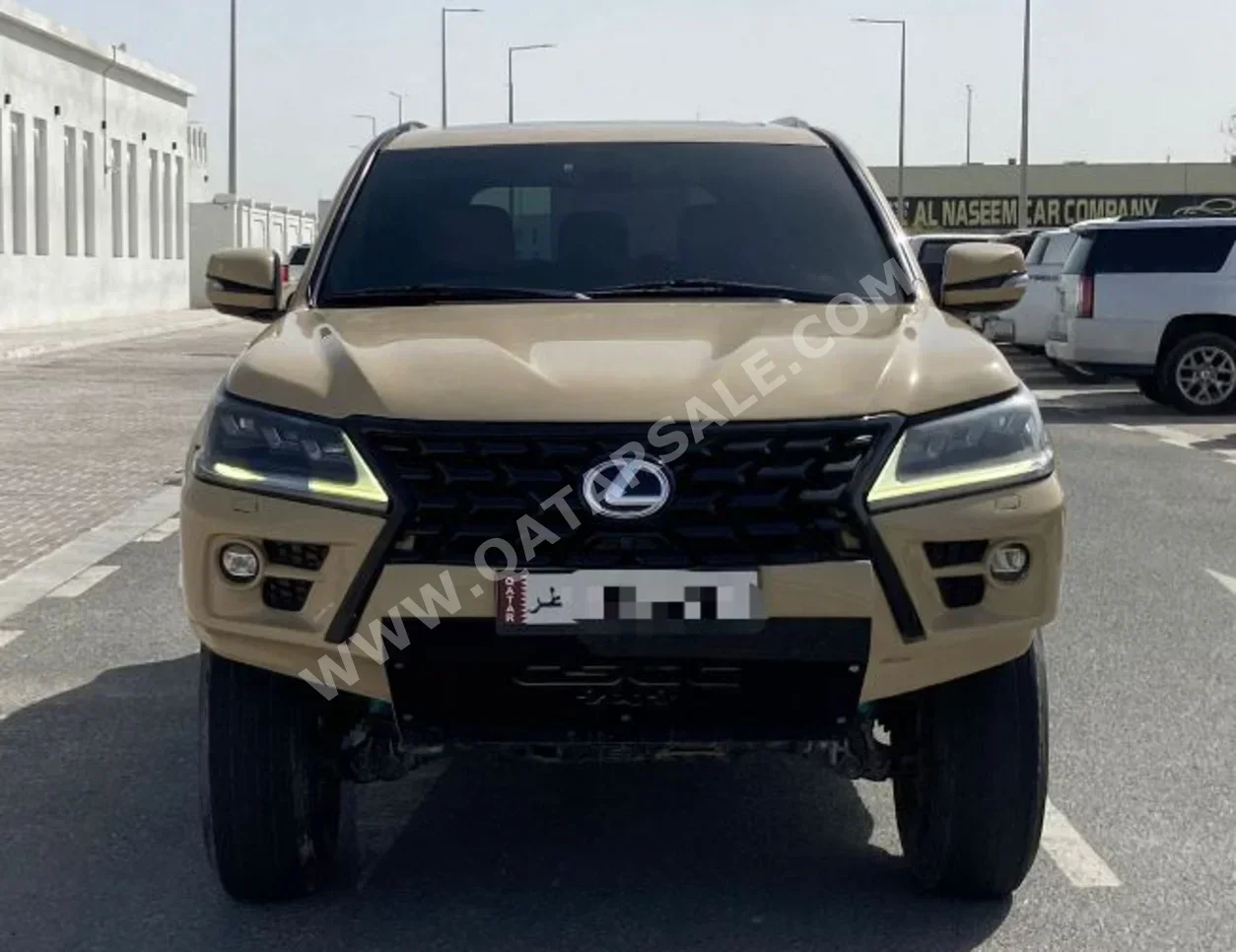 Lexus  LX  570  2016  Automatic  255,000 Km  8 Cylinder  Four Wheel Drive (4WD)  SUV  Beige