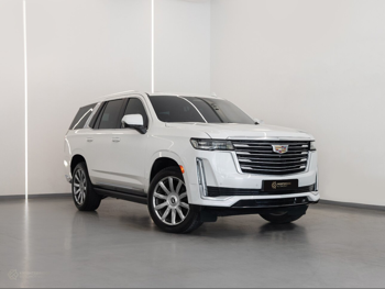 كاديلاك  اسكيليد  600  2021  اوتوماتيك  62,950 كم  8 سلندر  دفع رباعي  اس يو في  أبيض