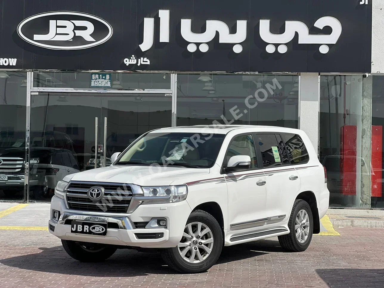 Toyota  Land Cruiser  GXR  2020  Automatic  299,000 Km  8 Cylinder  Four Wheel Drive (4WD)  SUV  White