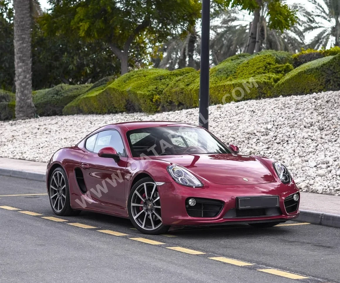 بورش  كايمان  اس  2014  اوتوماتيك  120,000 كم  6 سلندر  دفع خلفي  كوبيه \ سبورت  عنابي  تحت الضمان