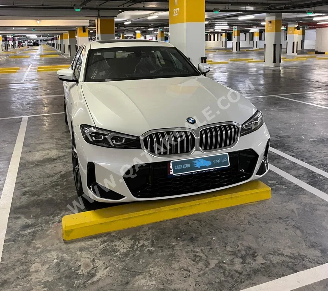بي ام دبليو  الفئة - الثالثة  320i  2024  اوتوماتيك  13,000 كم  4 سلندر  دفع خلفي  سيدان  أبيض لؤلؤي  تحت الضمان