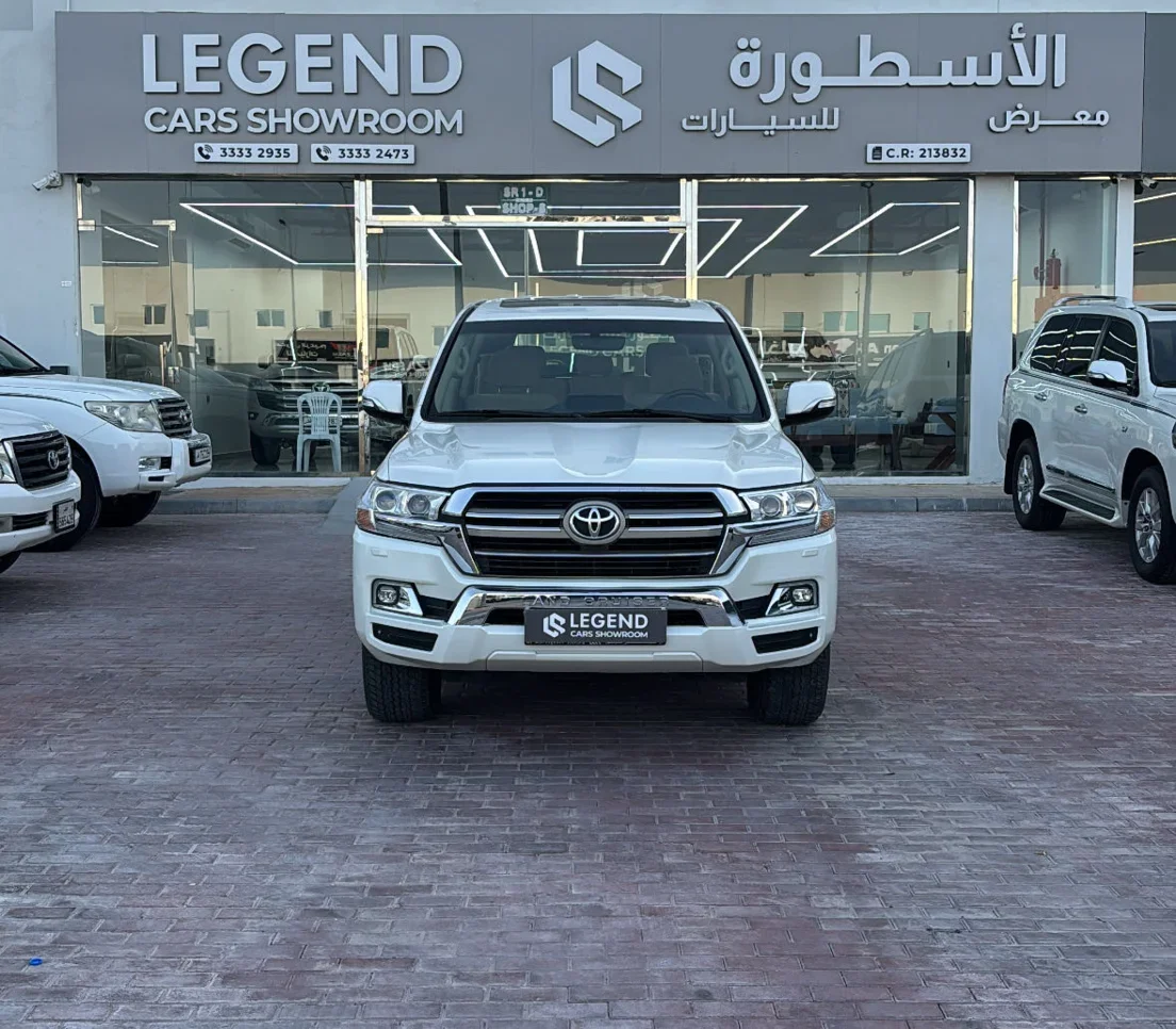 تويوتا لاند كروزر جي اكس ار 2019 اوتوماتيك 193,000 كم 8 سلندر دفع رباعي اس يو في أبيض لؤلؤي