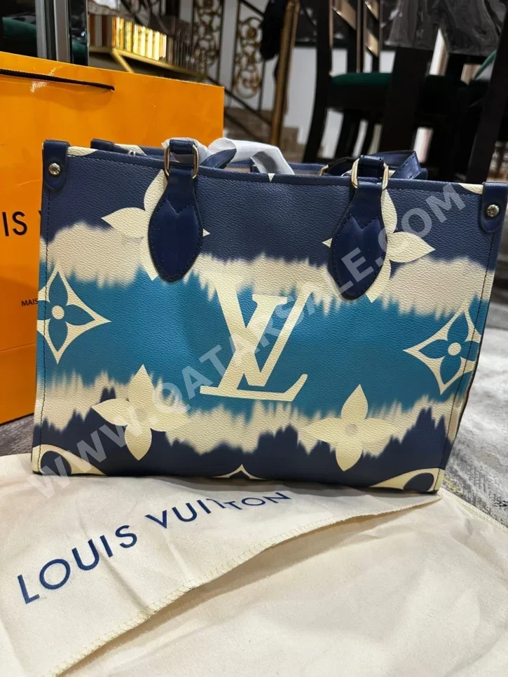 حقيبة توتي  - لويس فيتون  - أزرق  - جلد صناعي  - نسائي