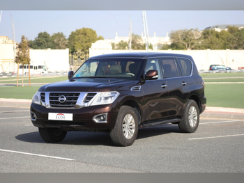 نيسان  باترول  اس اي  2017  اوتوماتيك  88,000 كم  6 سلندر  دفع رباعي  اس يو في  بني