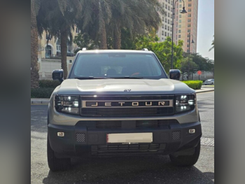 جيتور  تي 1  لكجري  2026  اوتوماتيك  21,000 كم  4 سلندر  دفع كلي مستمر  اس يو في  رمادي  تحت الضمان