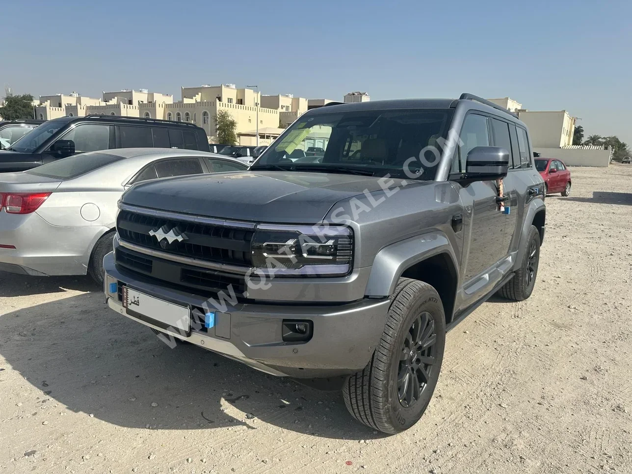 بي واي دي ليوبيرد 5 الترا 5 2025 اوتوماتيك 0 كم 4 سلندر دفع رباعي اس يو في أسود تحت الضمان