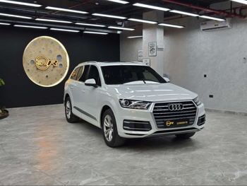 اودي  كيو 7  2019  اوتوماتيك  190,000 كم  6 سلندر  دفع رباعي  اس يو في  أبيض