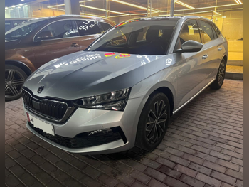 Skoda  Scala  2021  Automatic  106,000 Km  4 Cylinder  Four Wheel Drive (4WD)  SUV  Silver