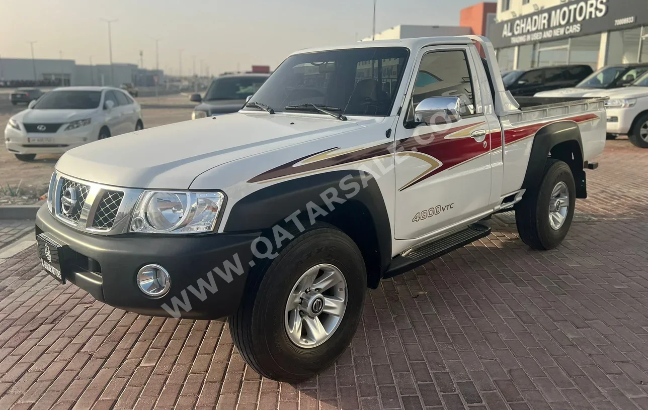 Nissan  Patrol  SGL  2021  Manual  133,000 Km  6 Cylinder  Four Wheel Drive (4WD)  Pick Up  White