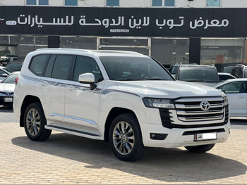 تويوتا  لاند كروزر  جي اكس ار توين توربو  2023  اوتوماتيك  61,000 كم  6 سلندر  دفع رباعي  اس يو في  أبيض  تحت الضمان