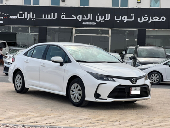 تويوتا  كورولا  2023  اوتوماتيك  259,000 كم  4 سلندر  سحب امامي  سيدان  أبيض