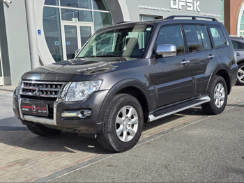 ميتسوبيشي  باجيرو  3.5  2020  اوتوماتيك  44,000 كم  6 سلندر  دفع رباعي  اس يو في  رمادي