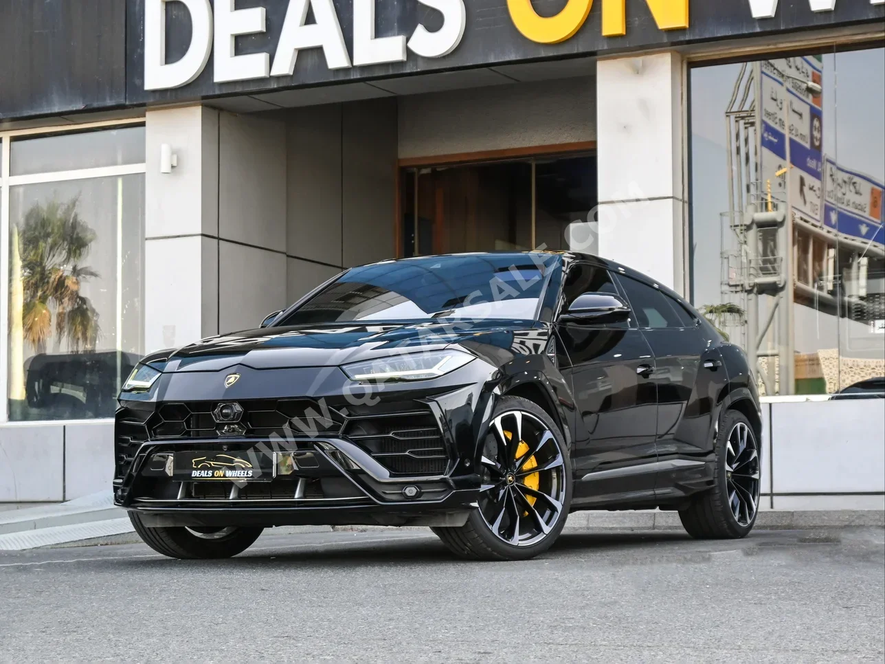 لمبرجيني  اوروس  بيرفورمانتي  2022  اوتوماتيك  23,000 كم  8 سلندر  دفع رباعي  اس يو في  أسود  تحت الضمان