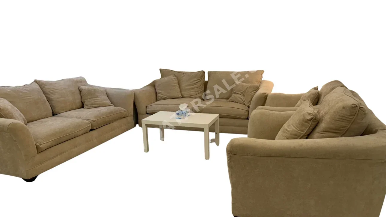 الأرائك والكنب والكراسي كنبة بثلاث مثاعد و 4 كراسي بذراعين  - مزيج الكتان \ الكتان  - اللون البيج