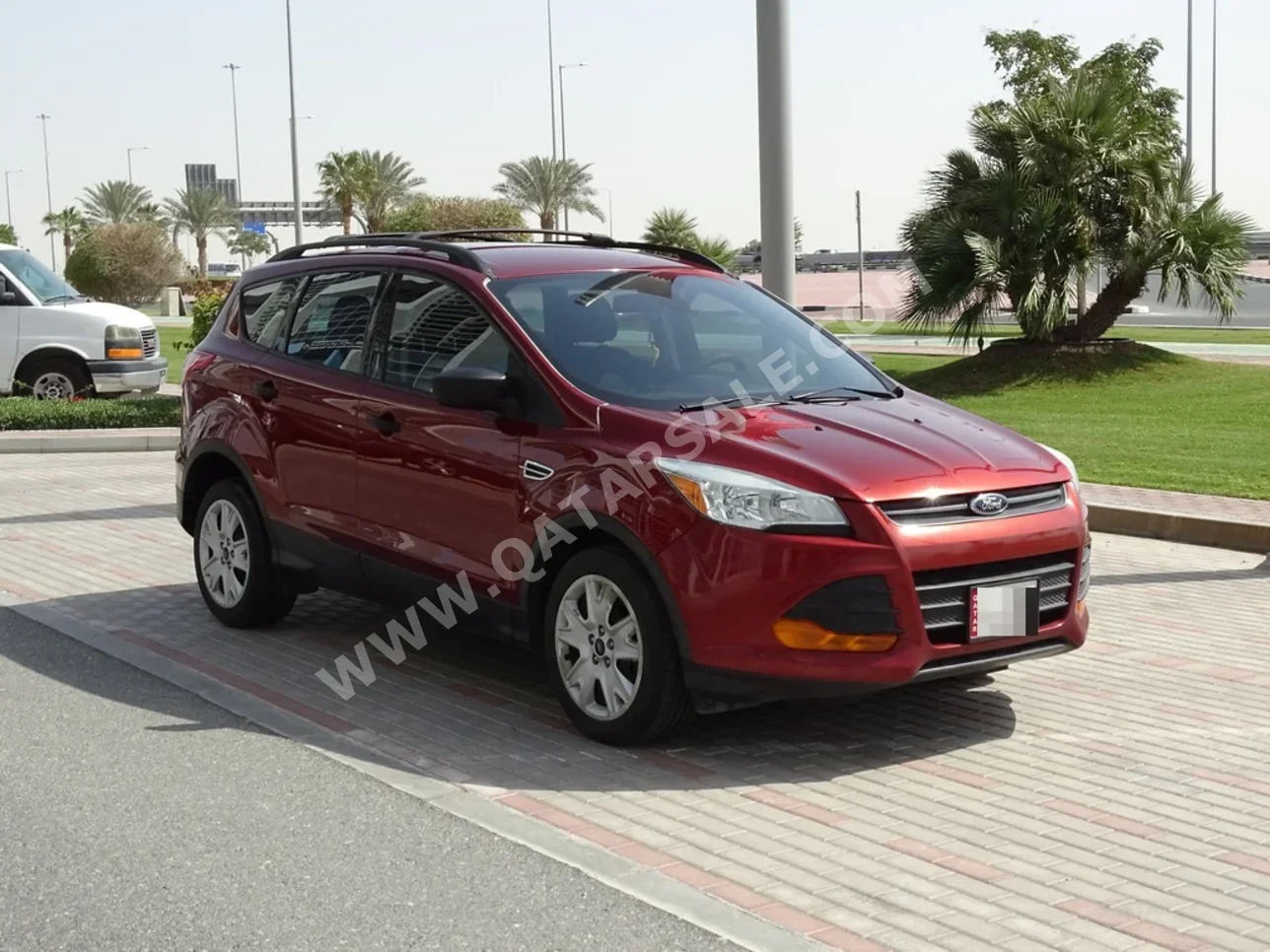 Ford Escape 2014 Automatic 120,000 Km 4 Cylinder All Wheel Drive (AWD) SUV Maroon
